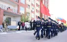 В Оренбурге продолжается акция «Парад у дома ветерана»