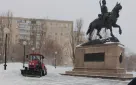 В Оренбурге продолжаются снегоуборочные работы