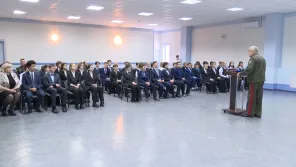Оренбургские школьники встретились с генерал-майором Львом Чукиным