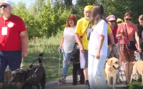 В Оренбурге впервые прошел межрегиональный слёт владельцев собак-поводырей