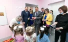 Денис Паслер и Сергей Салмин посетили новый детский сад в оренбургском поселке Пристанционный