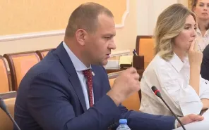 Сергей Салмин принял участие в обсуждении дизайн-проекта благоустройства Зауральной рощи