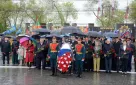 Сергей Салмин принял участие в торжественной церемонии возложения цветов к мемориалам