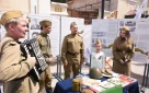 В День Победы на главной пешеходной улице Оренбурга стартовала праздничная акция «Помним. Гордимся. Чтим»