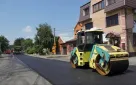 На улице Немовской в Оренбурге начали укладывать асфальт