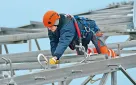 С 1 января 2021 г. вступил в силу приказ Минтруда России от 16 ноября 2020 г. № 782н «Об утверждении Правил по охране труда при работе на высоте»