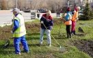 В Оренбурге продолжают наводить порядок в парках, скверах и других общественных пространствах