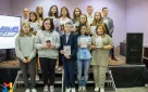 Оренбургские сотрудники полиции поздравляют юных жителей с вручением главного документа